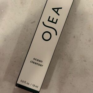 OSEA Ocean Cleanser - White